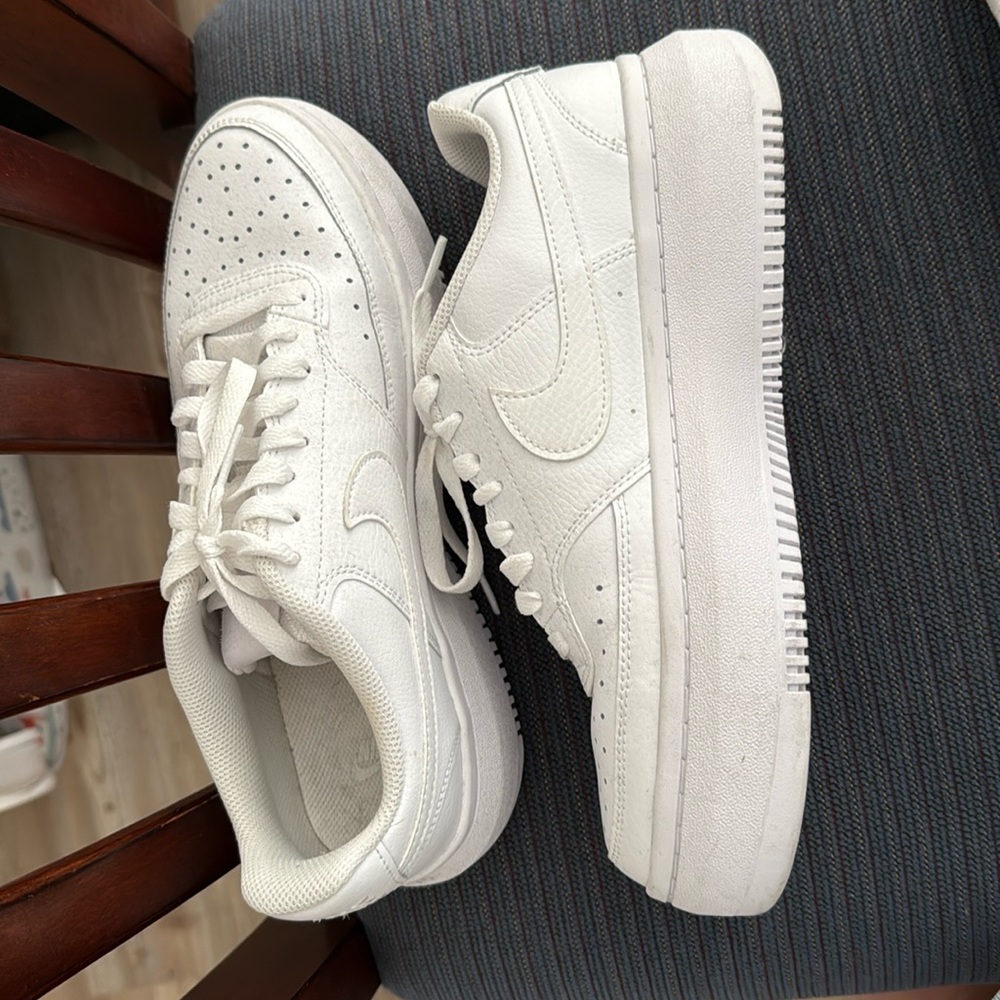 NIKE Court Vision Alta. Women’s 10. Worn once.